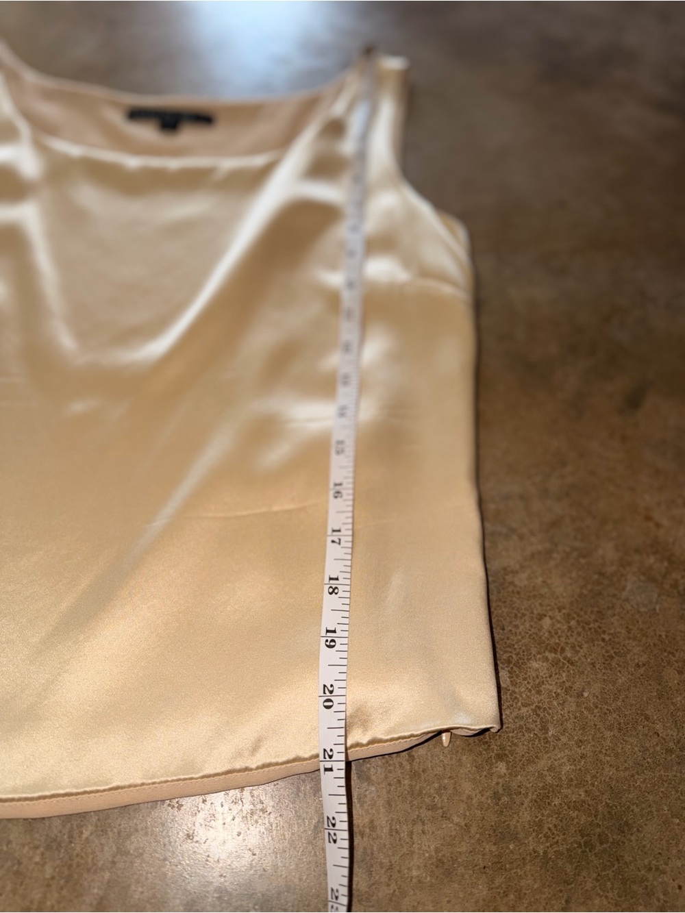 Lafayette 148 New York Silk Satin Blouse Top Ivory Champagne Size 8 Shell Tank - Picture 6 of 13